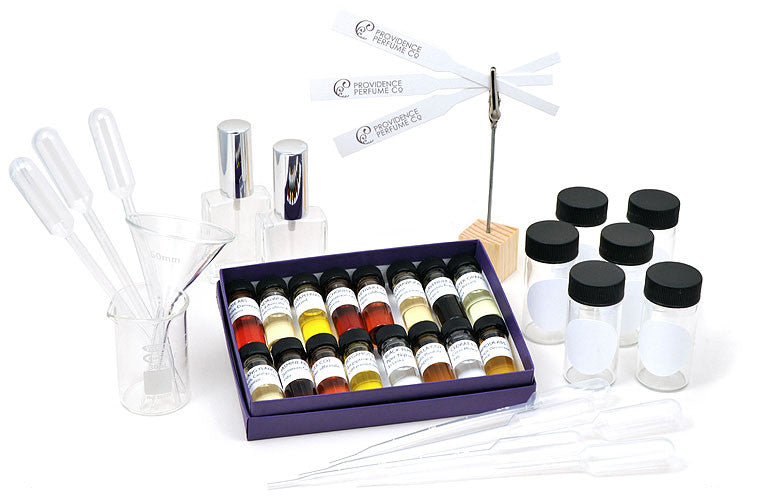 Deluxe Introduction to Natural Perfumery Kit with Labware - Providence Perfume Co.
- 1